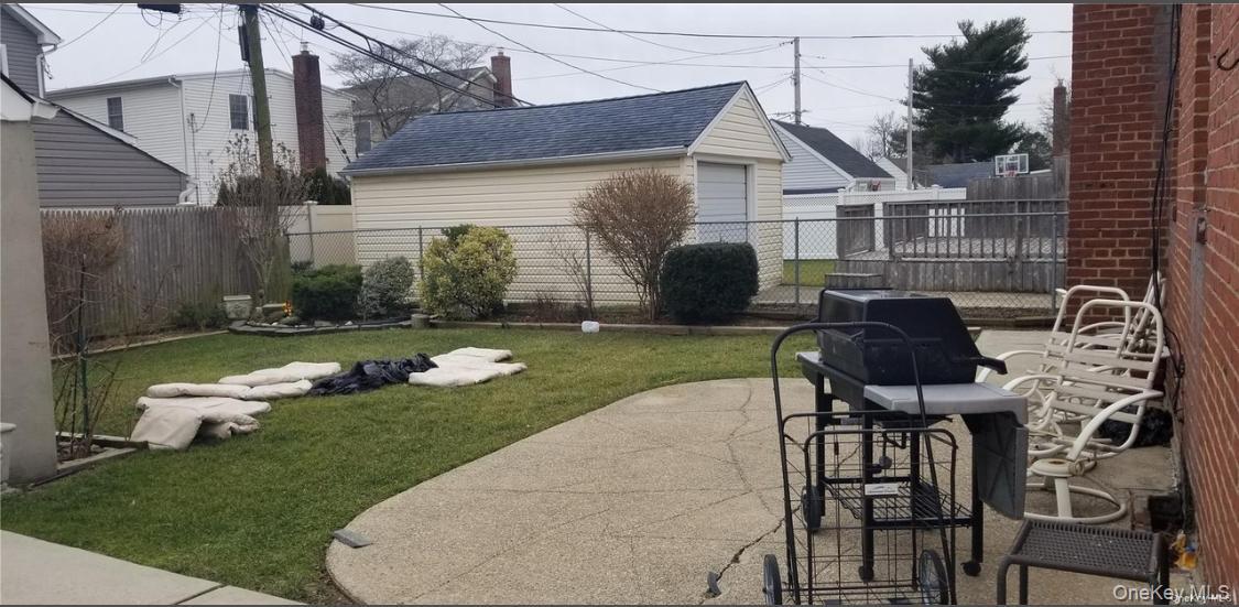 #5 photo, 211 Brown Street, ナッソー郡 Mineola , NY 11501