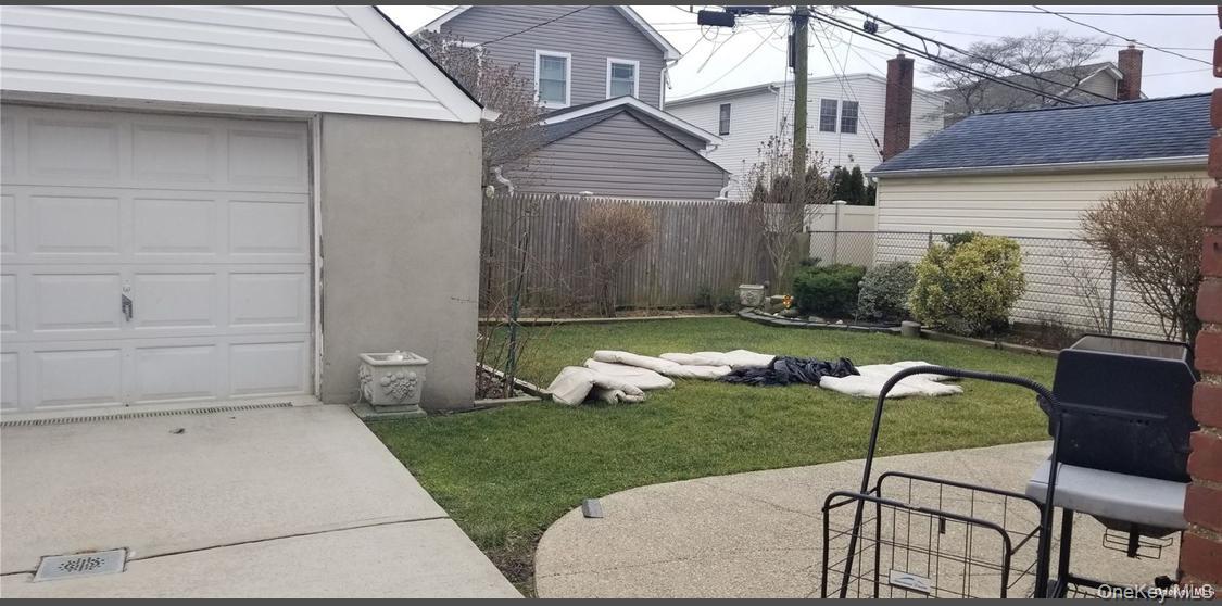 #6 photo, 211 Brown Street, ナッソー郡 Mineola , NY 11501