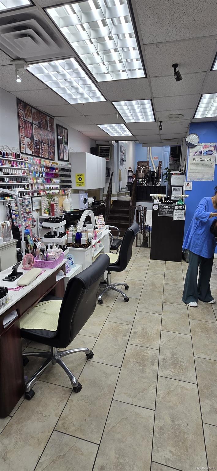 #3 photo, 10217 Roosevelt Avenue, クイーンズ区 Corona , NY 11368