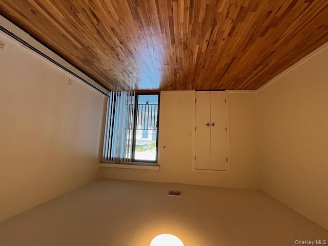 #12 photo, 5 Dunwood Road, ナッソー郡 Port Washington , NY 11050