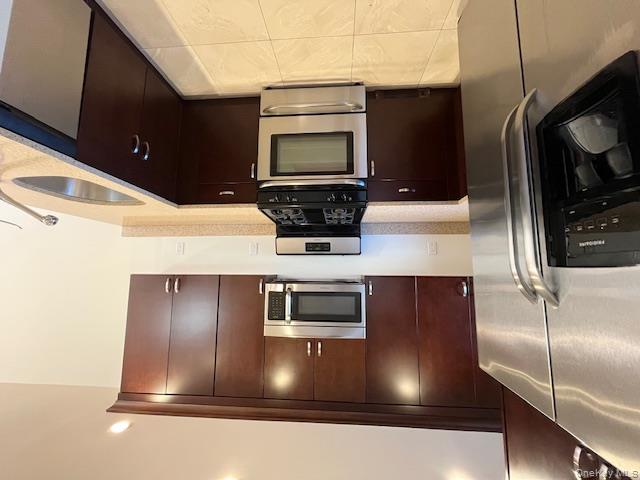 #2 photo, 5 Dunwood Road, ナッソー郡 Port Washington , NY 11050