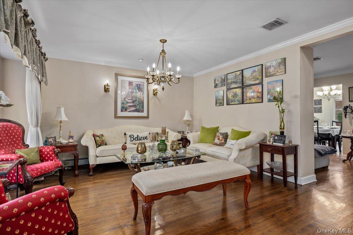 #5 photo, 3199 Ilene Lane, ナッソー郡 Levittown , NY 11756