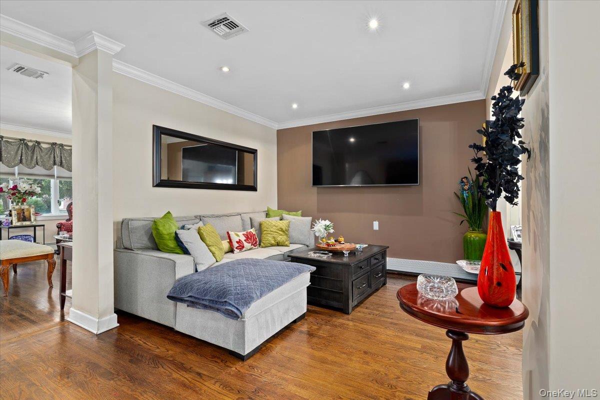 #6 photo, 3199 Ilene Lane, ナッソー郡 Levittown , NY 11756