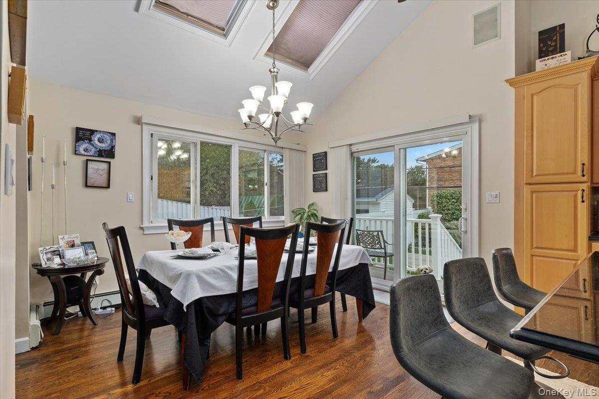 #7 photo, 3199 Ilene Lane, ナッソー郡 Levittown , NY 11756