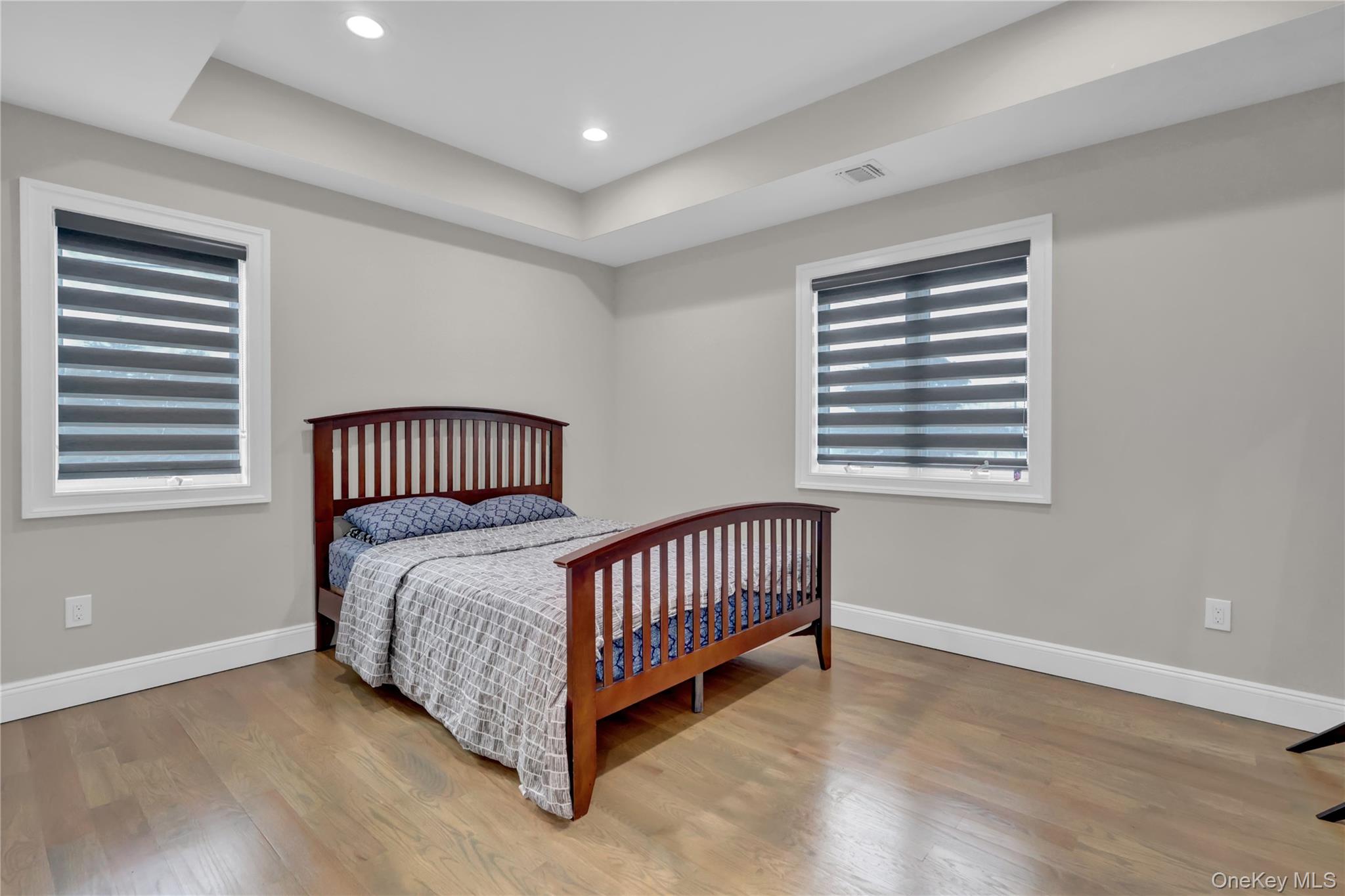 #7 photo, 10 Fuschetto Court, ナッソー郡 Farmingdale , NY 11735