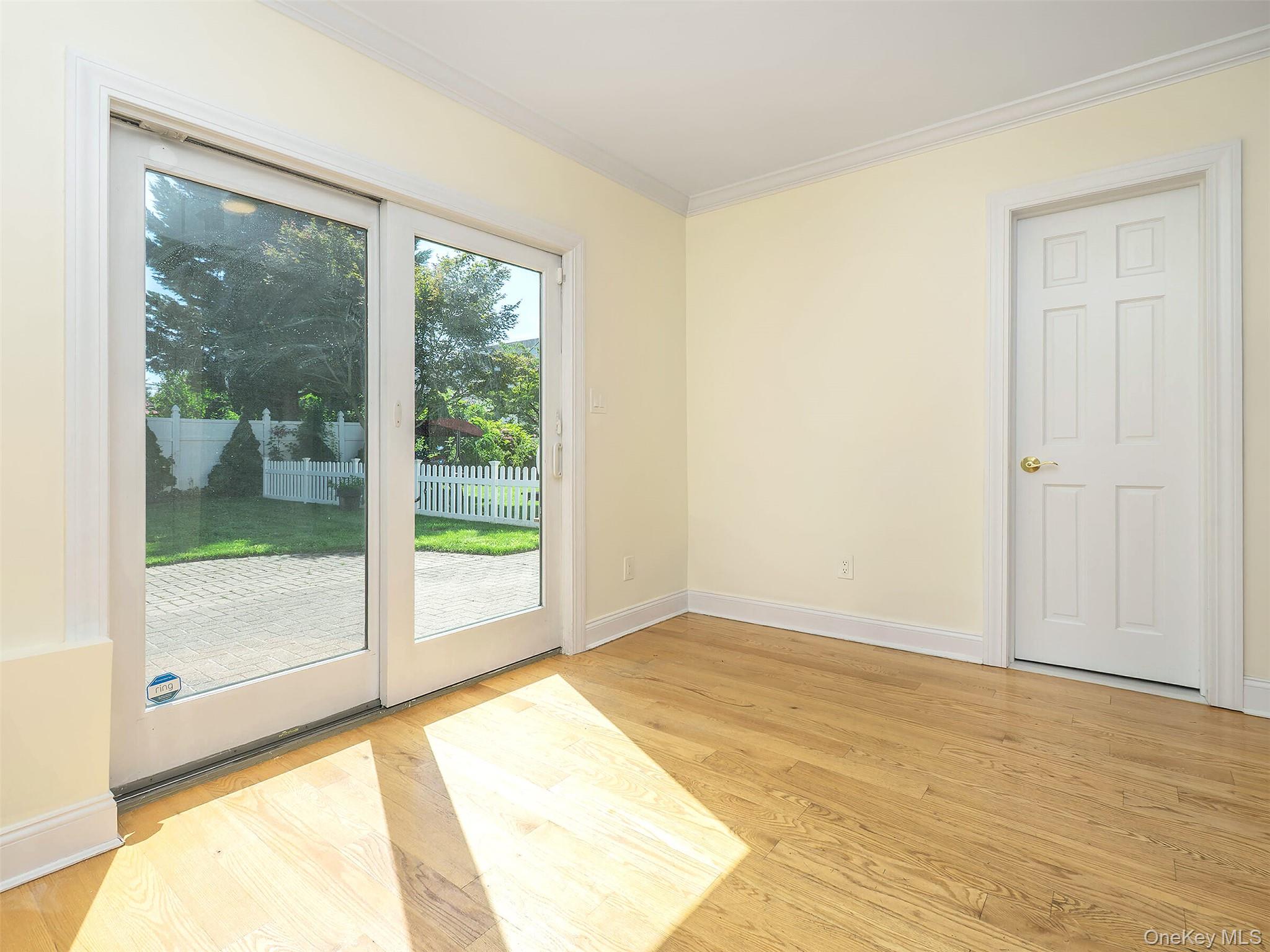 #15 photo, 30B Edgewood Road, ナッソー郡 Port Washington , NY 11050