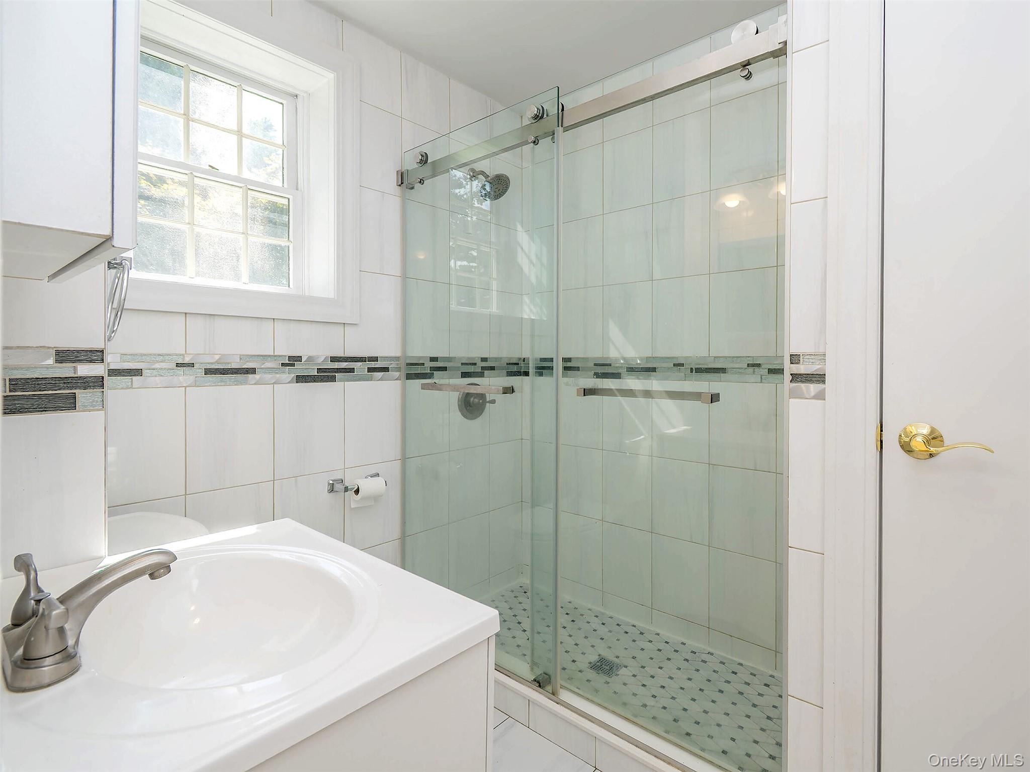 #16 photo, 30B Edgewood Road, ナッソー郡 Port Washington , NY 11050