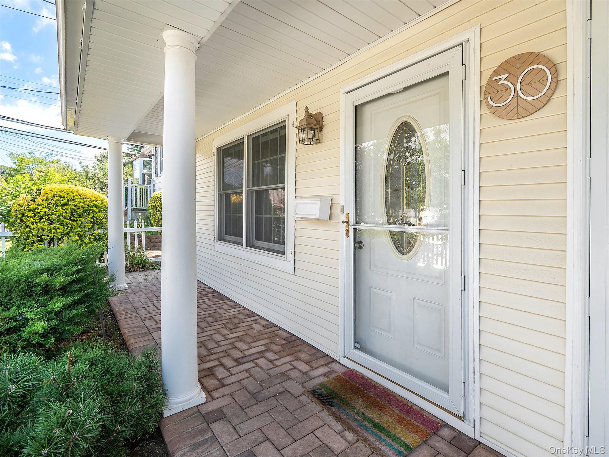 #3 photo, 30B Edgewood Road, ナッソー郡 Port Washington , NY 11050