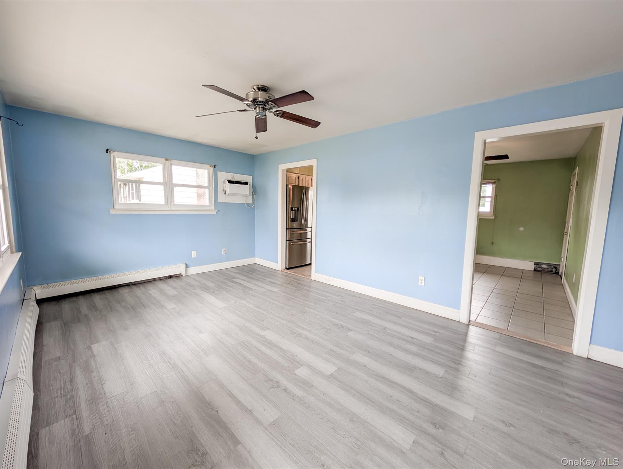 #3 photo, 16 Elm Road, サフォーク郡 Mastic Beach , NY 11951