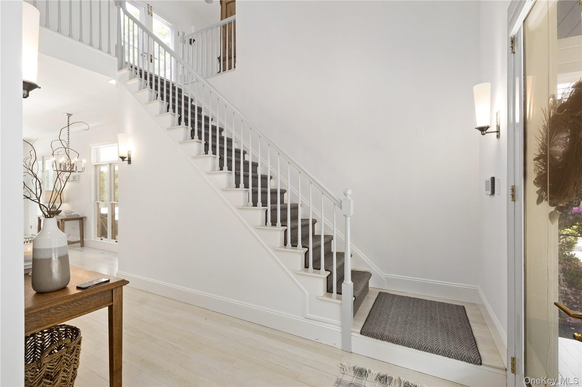 #20 photo, 25 Deerwood Path, Sag Harbor , NY 11963