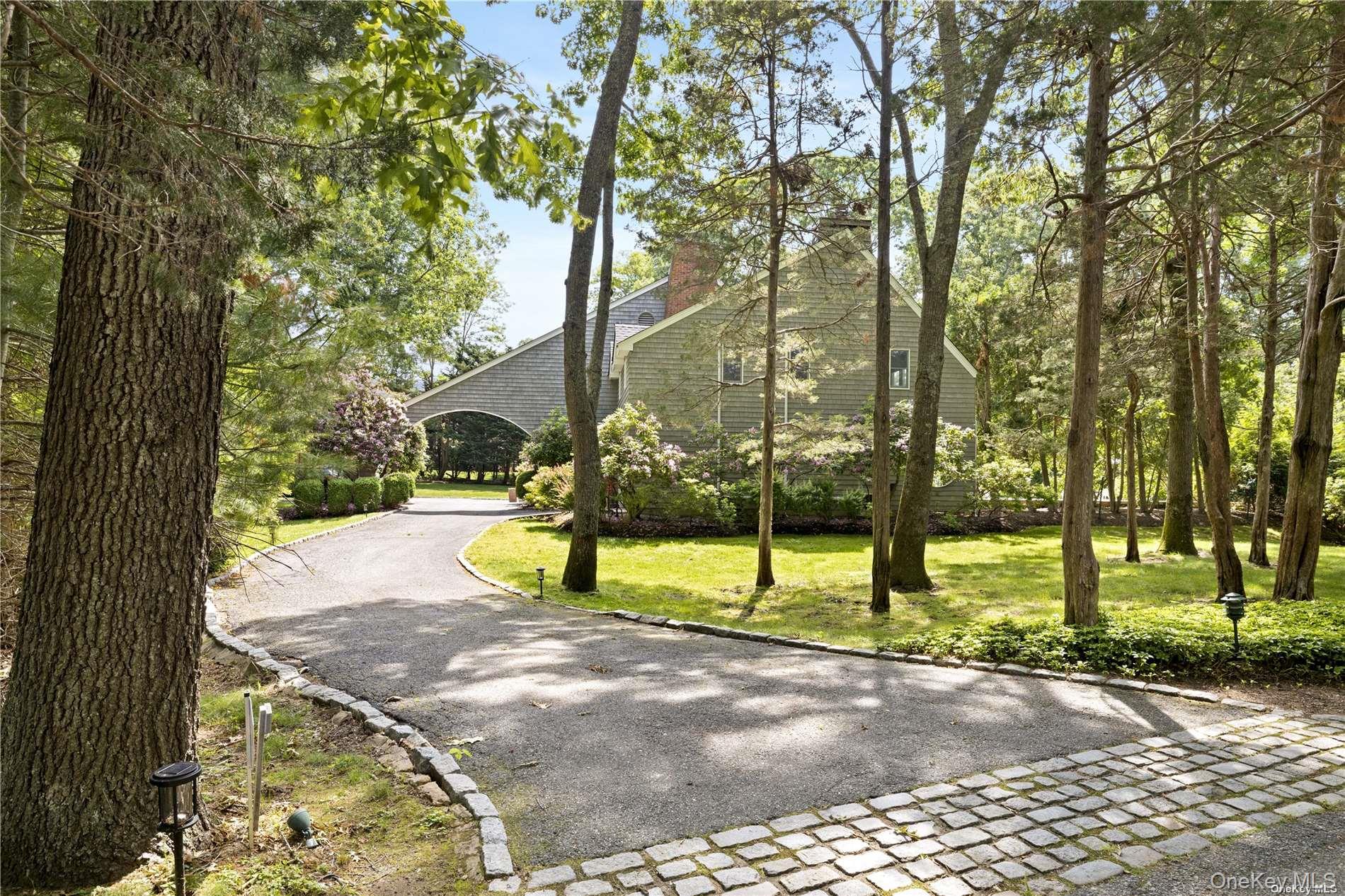 #5 photo, 25 Deerwood Path, Sag Harbor , NY 11963