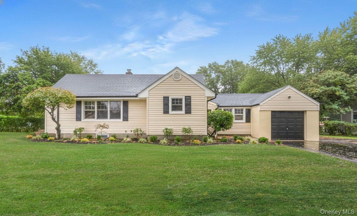 #1 photo, 40 Irving Johnson Street, サフォーク郡 East Northport , NY 11731