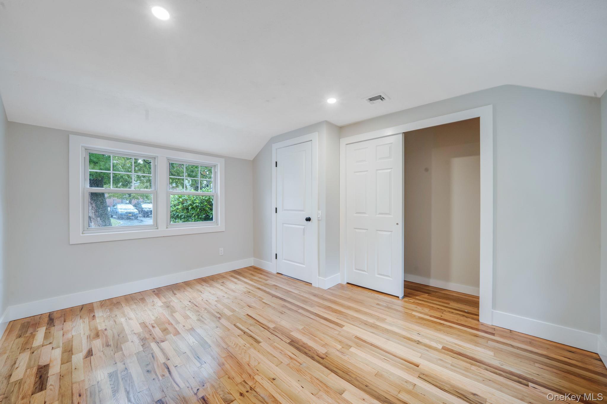 #17 photo, 40 Irving Johnson Street, サフォーク郡 East Northport , NY 11731