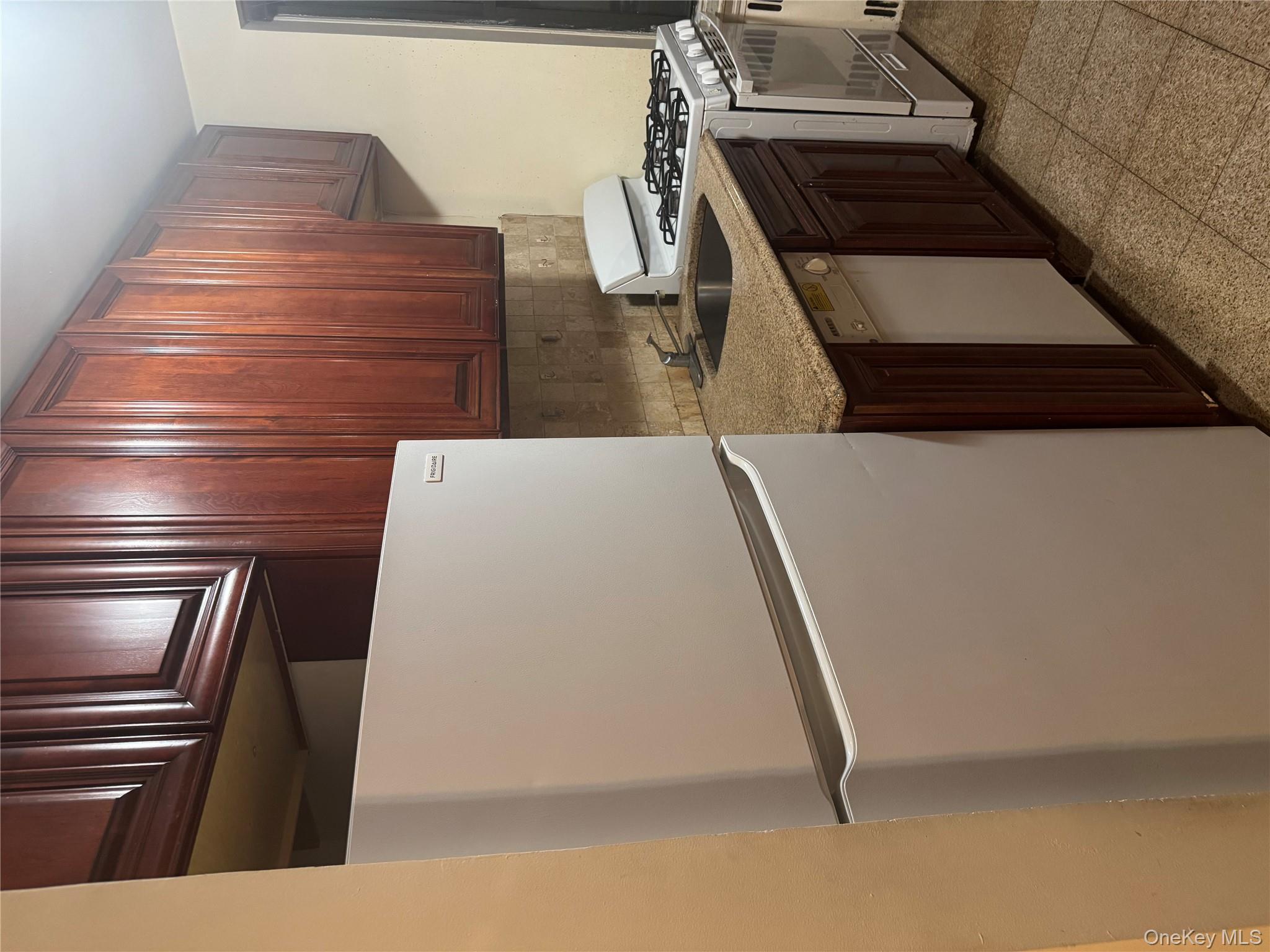 #13 photo, 8009 35 Ave 35th Ave Avenue, Jackson Heights , NY 11372