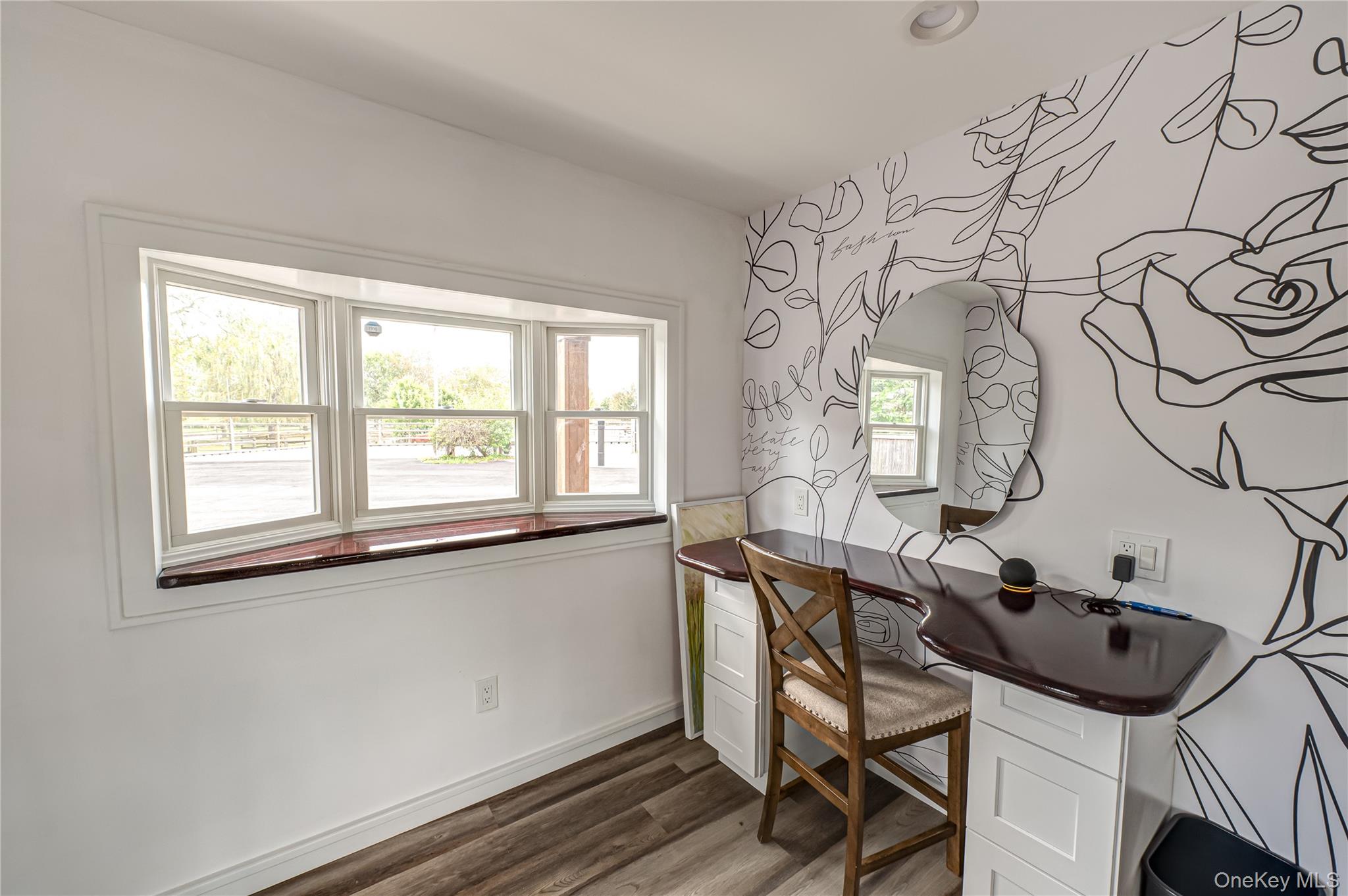 #10 photo, 2746 Sound Avenue, サフォーク郡 Riverhead , NY 11901