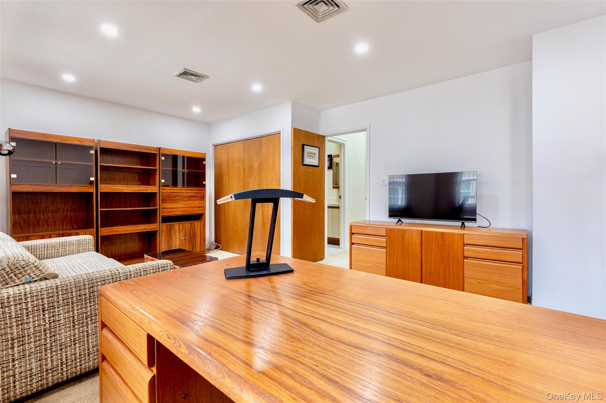 #14 photo, 280 Franklin Avenue, ナッソー郡 Franklin Square , NY 11010