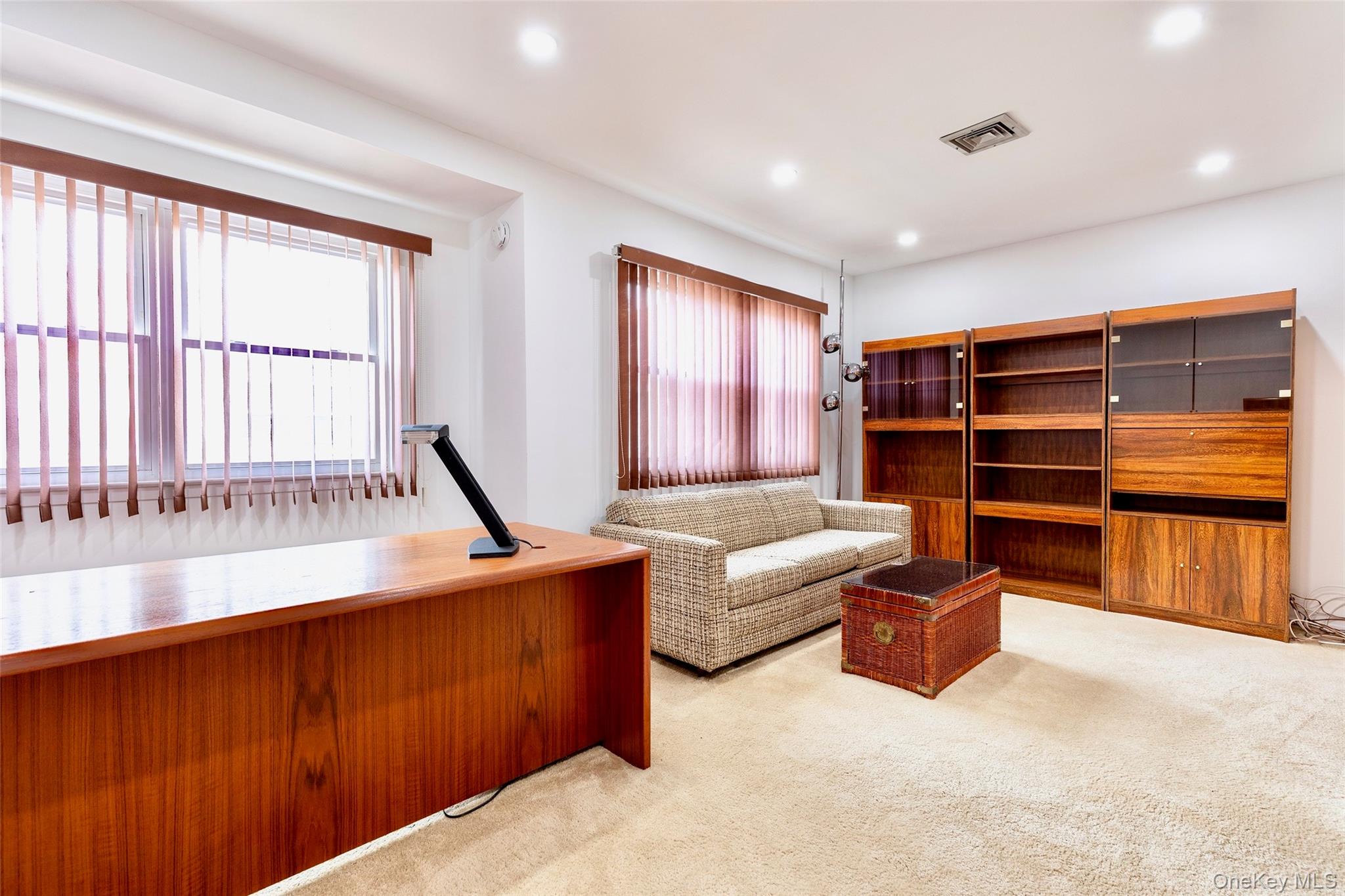 #15 photo, 280 Franklin Avenue, ナッソー郡 Franklin Square , NY 11010