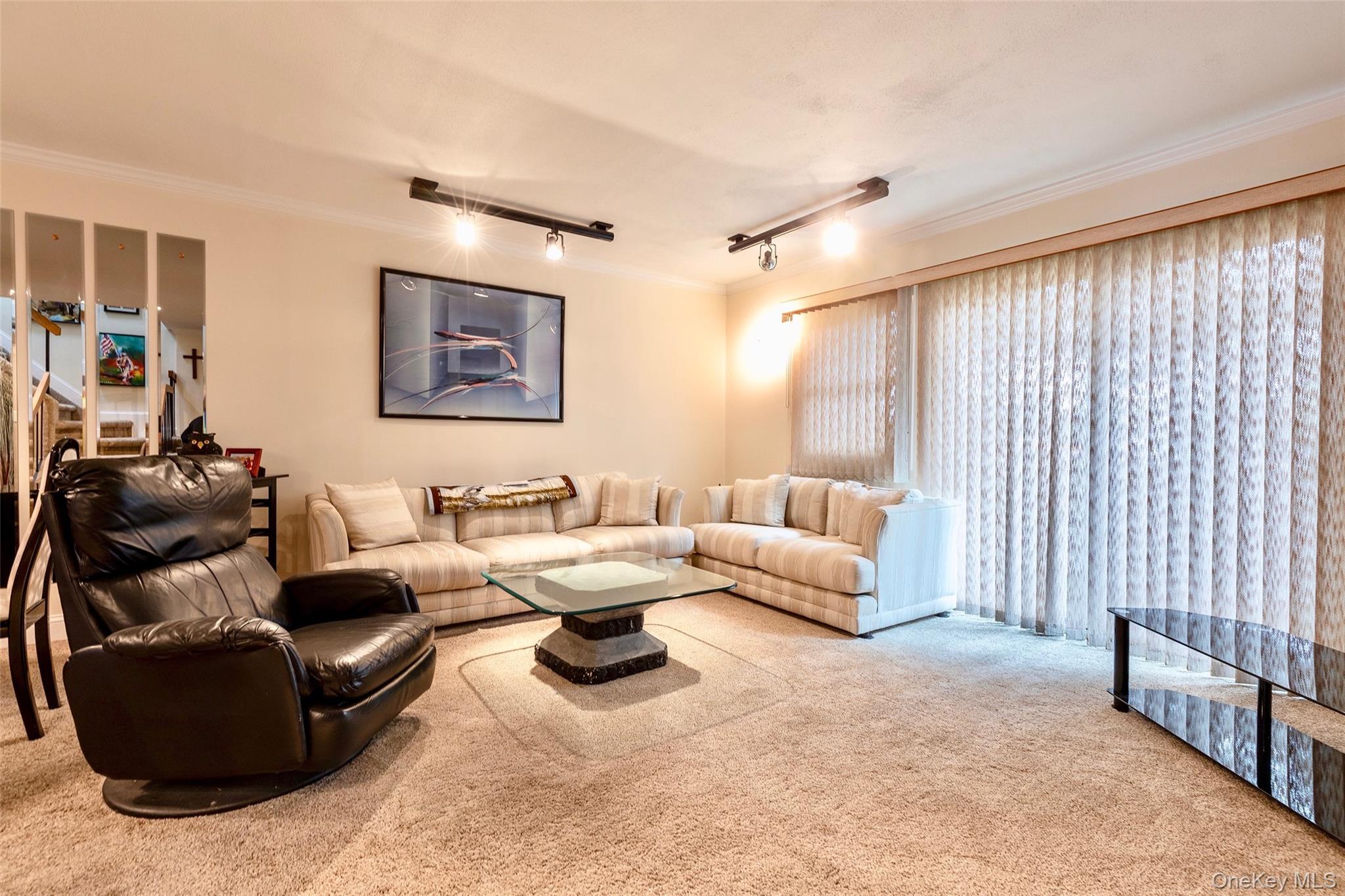 #3 photo, 280 Franklin Avenue, ナッソー郡 Franklin Square , NY 11010