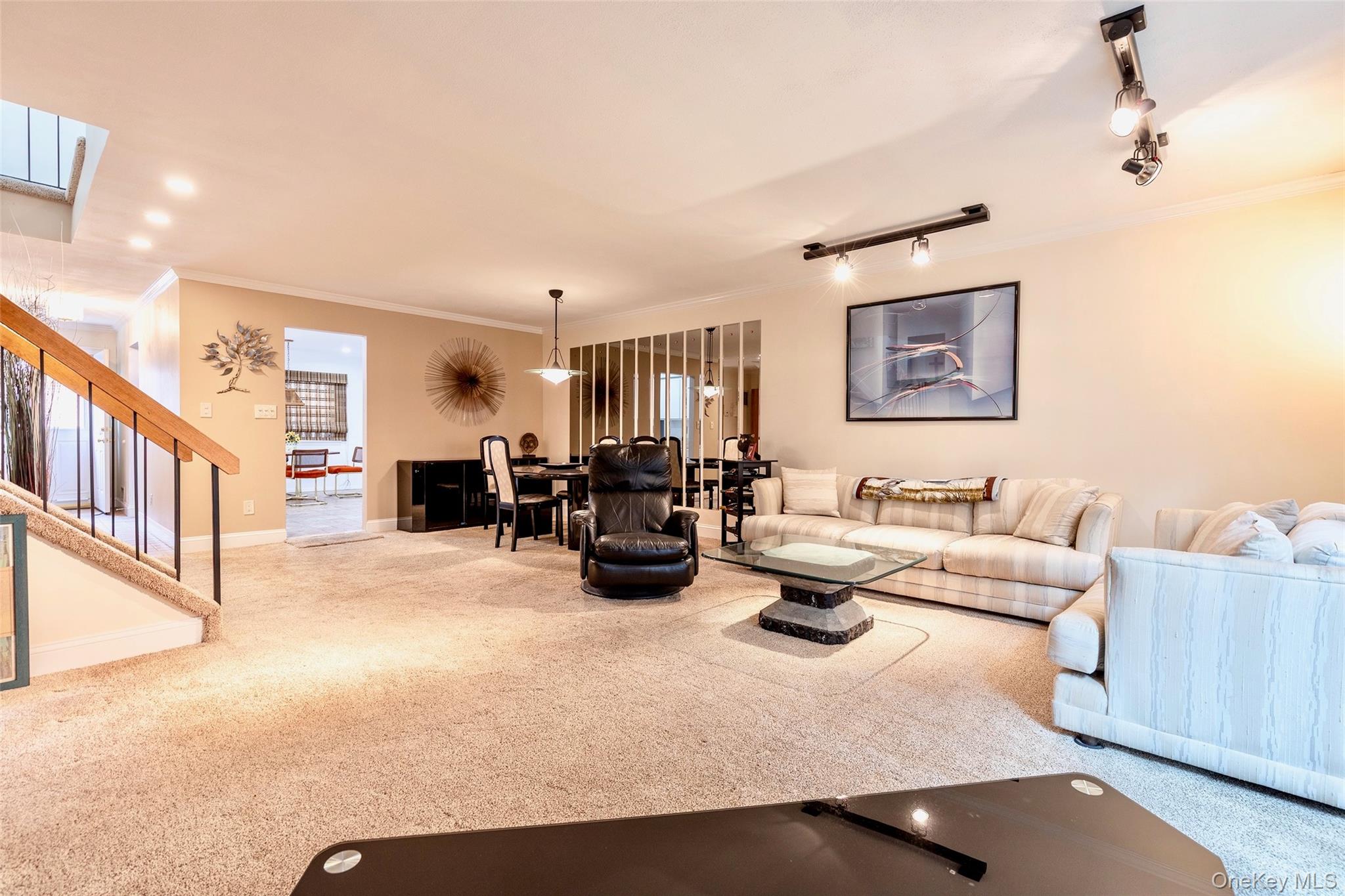 #4 photo, 280 Franklin Avenue, ナッソー郡 Franklin Square , NY 11010