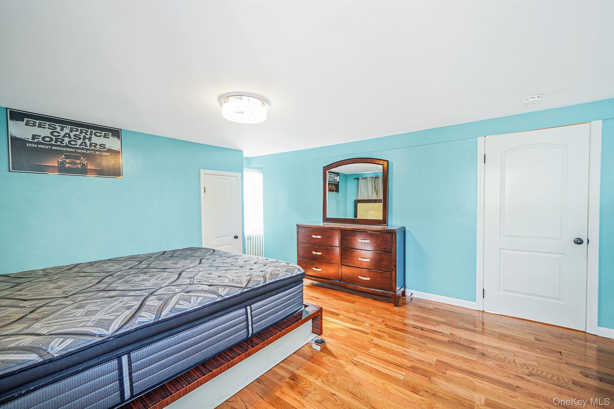 #16 photo, 182 Ann Street, ナッソー郡 Valley Stream , NY 11580