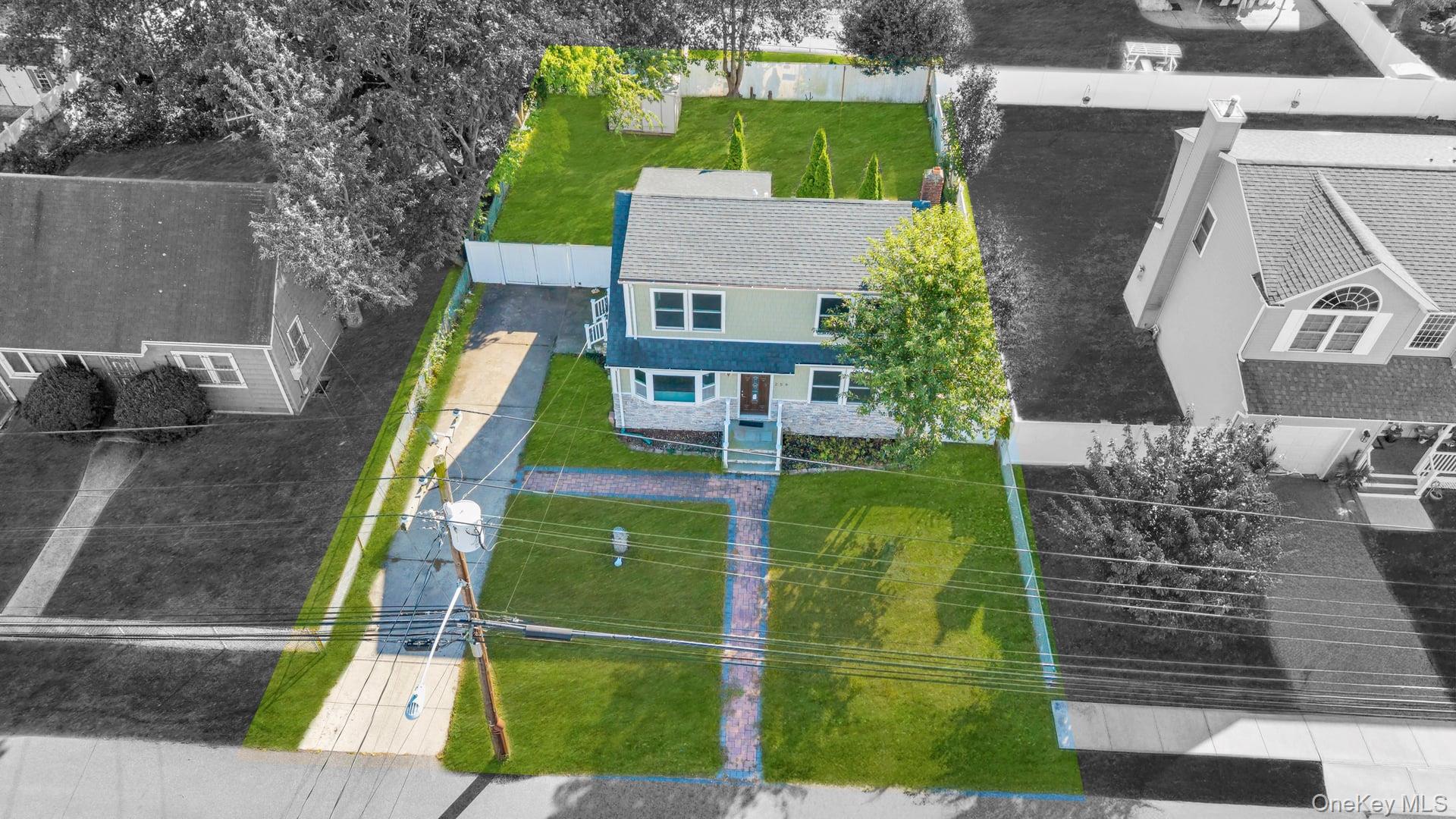 #4 photo, 259 35th Street, サフォーク郡 Lindenhurst , NY 11757