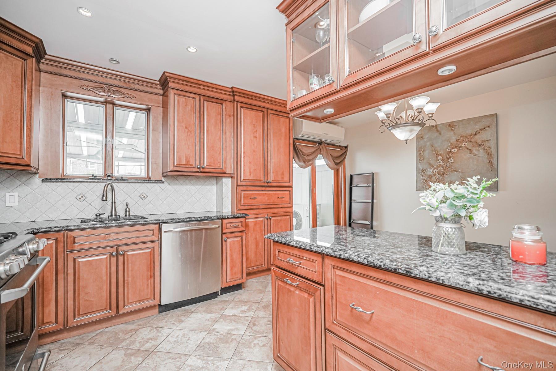 #10 photo, 8907 16th Avenue, ブルックリン区 Brooklyn , NY 11214