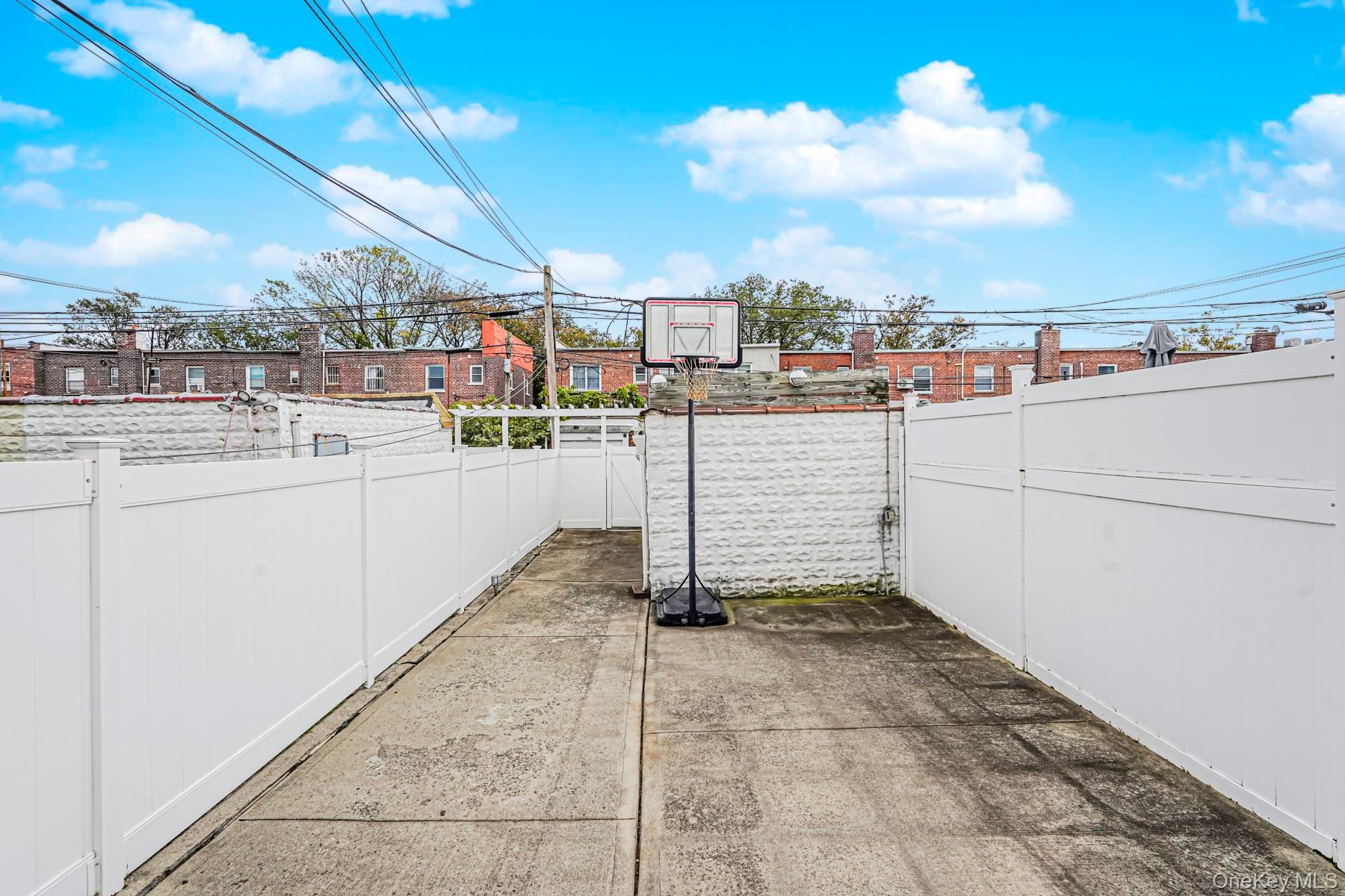 #12 photo, 8907 16th Avenue, ブルックリン区 Brooklyn , NY 11214