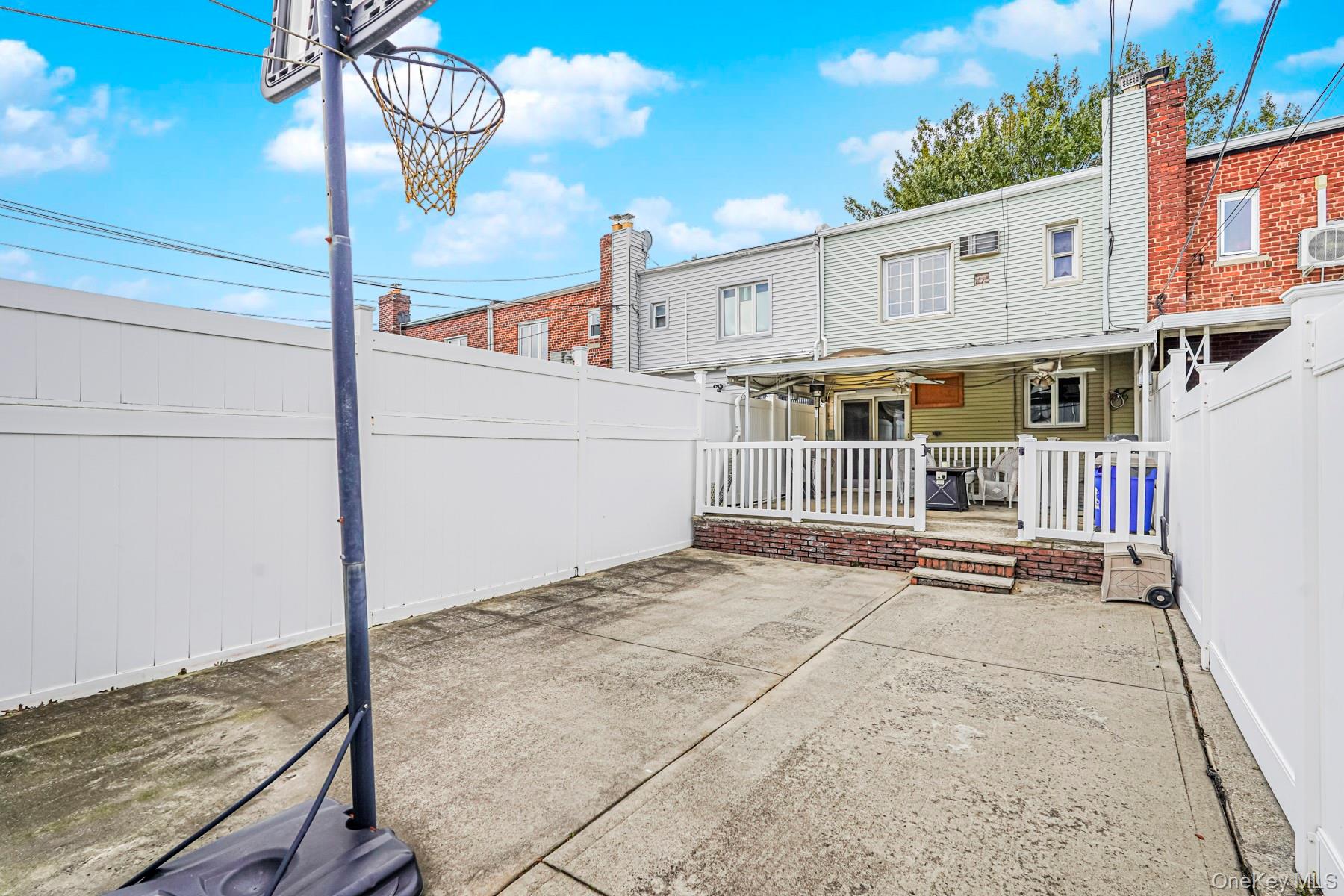 #14 photo, 8907 16th Avenue, ブルックリン区 Brooklyn , NY 11214