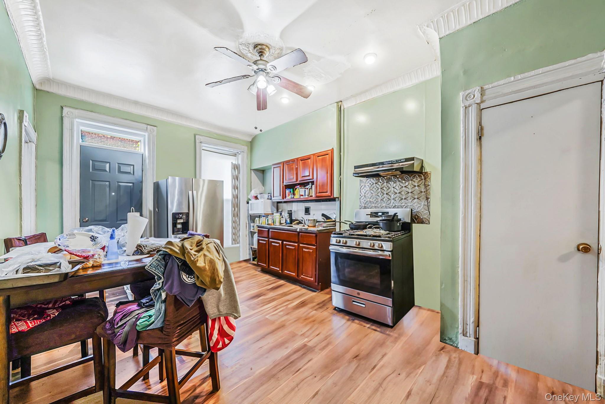 #15 photo, 108 Rockaway Avenue, ブルックリン区 Brooklyn , NY 11233