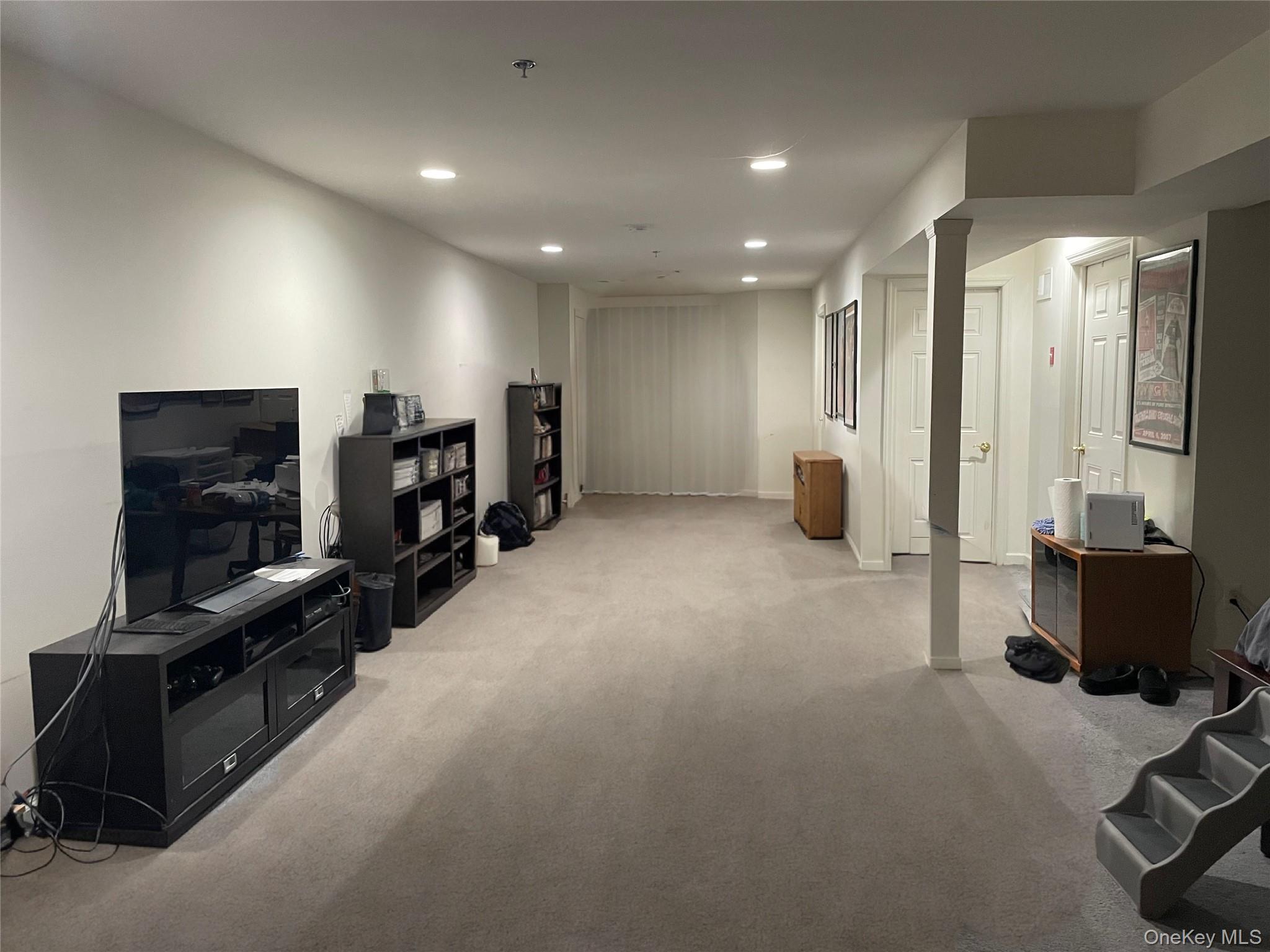 #10 photo, 272 Spring Drive, ナッソー郡 East Meadow , NY 11554