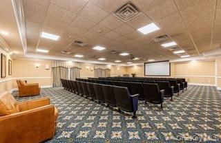 #16 photo, 272 Spring Drive, ナッソー郡 East Meadow , NY 11554