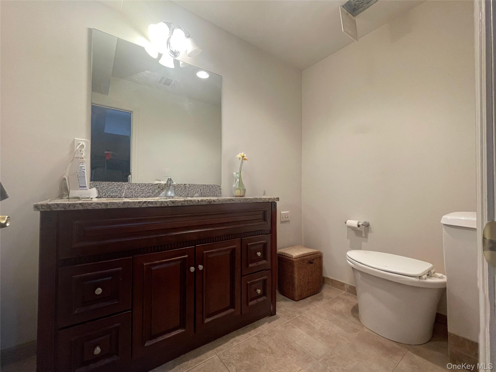 #8 photo, 272 Spring Drive, ナッソー郡 East Meadow , NY 11554