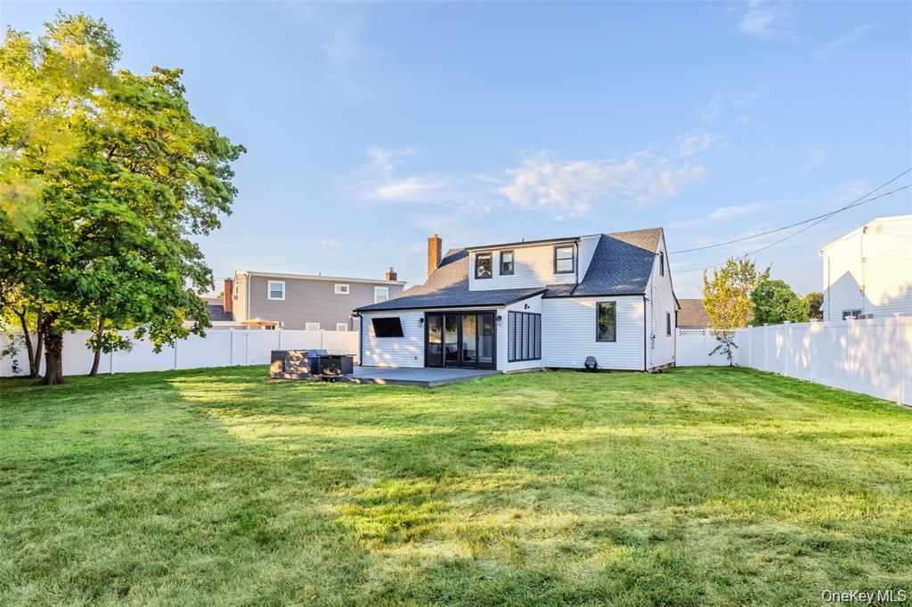 #6 photo, 598 N Suffolk Avenue, ナッソー郡 Massapequa , NY 11758