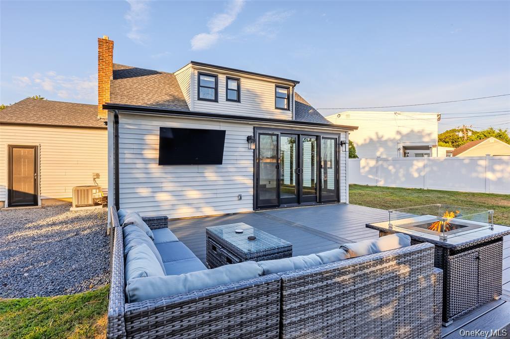 #8 photo, 598 N Suffolk Avenue, ナッソー郡 Massapequa , NY 11758