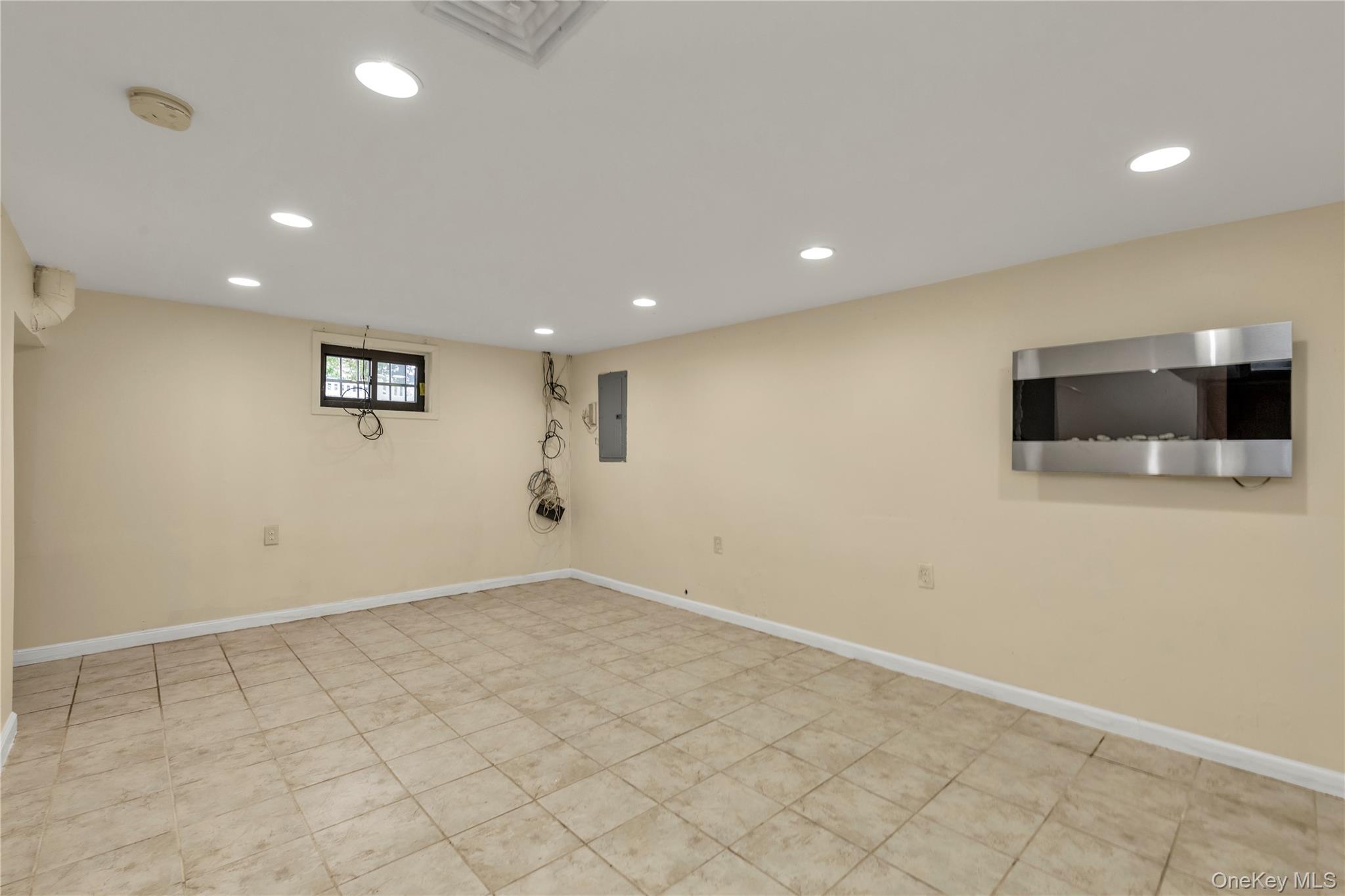 #18 photo, 7653 268th Street, クイーンズ区 Glen Oaks , NY 11040