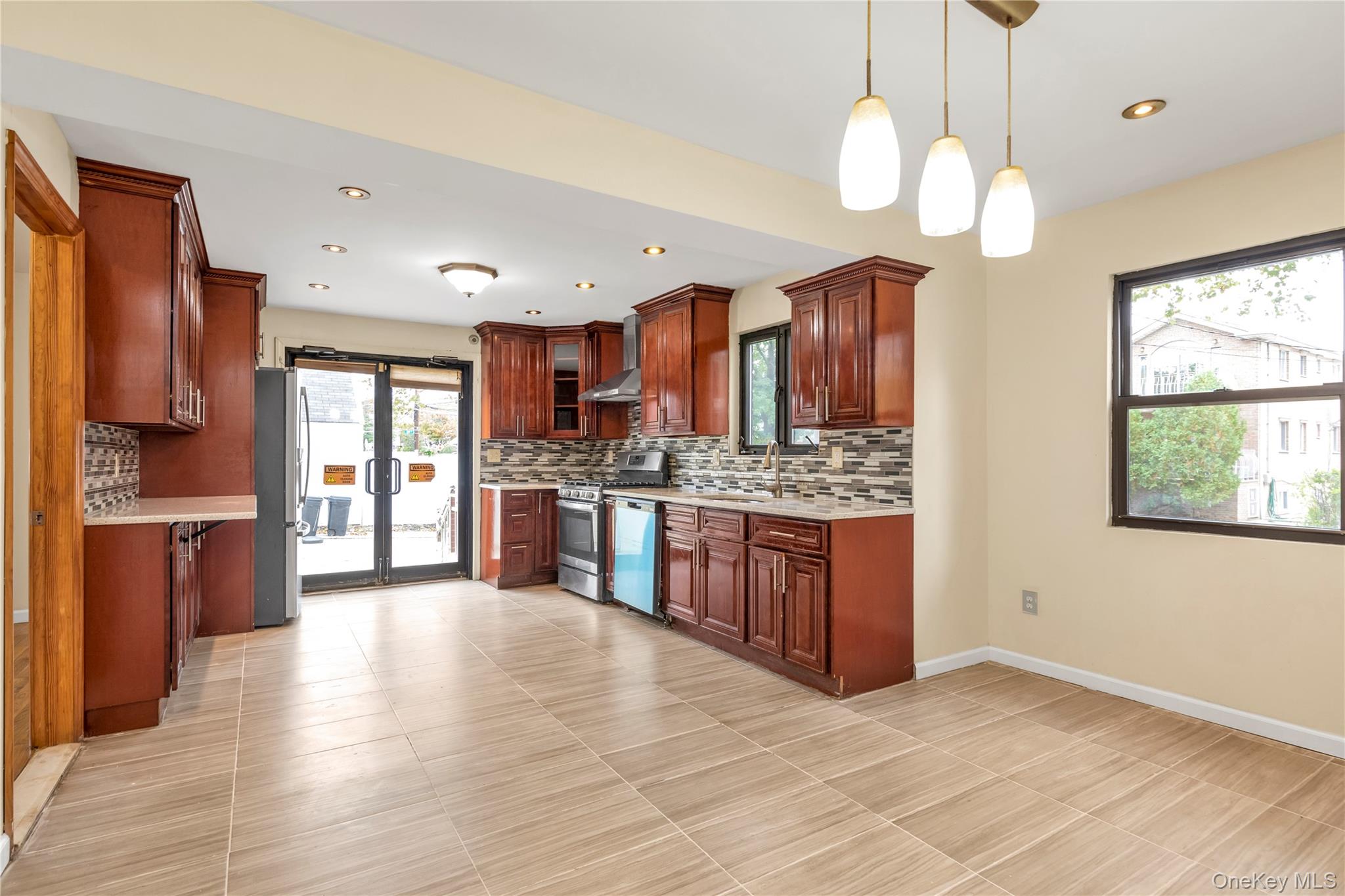 #6 photo, 7653 268th Street, クイーンズ区 Glen Oaks , NY 11040