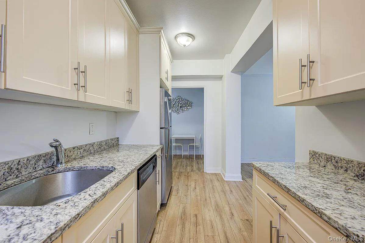 #13 photo, 67-76 Booth Street, Forest Hills , NY 11375