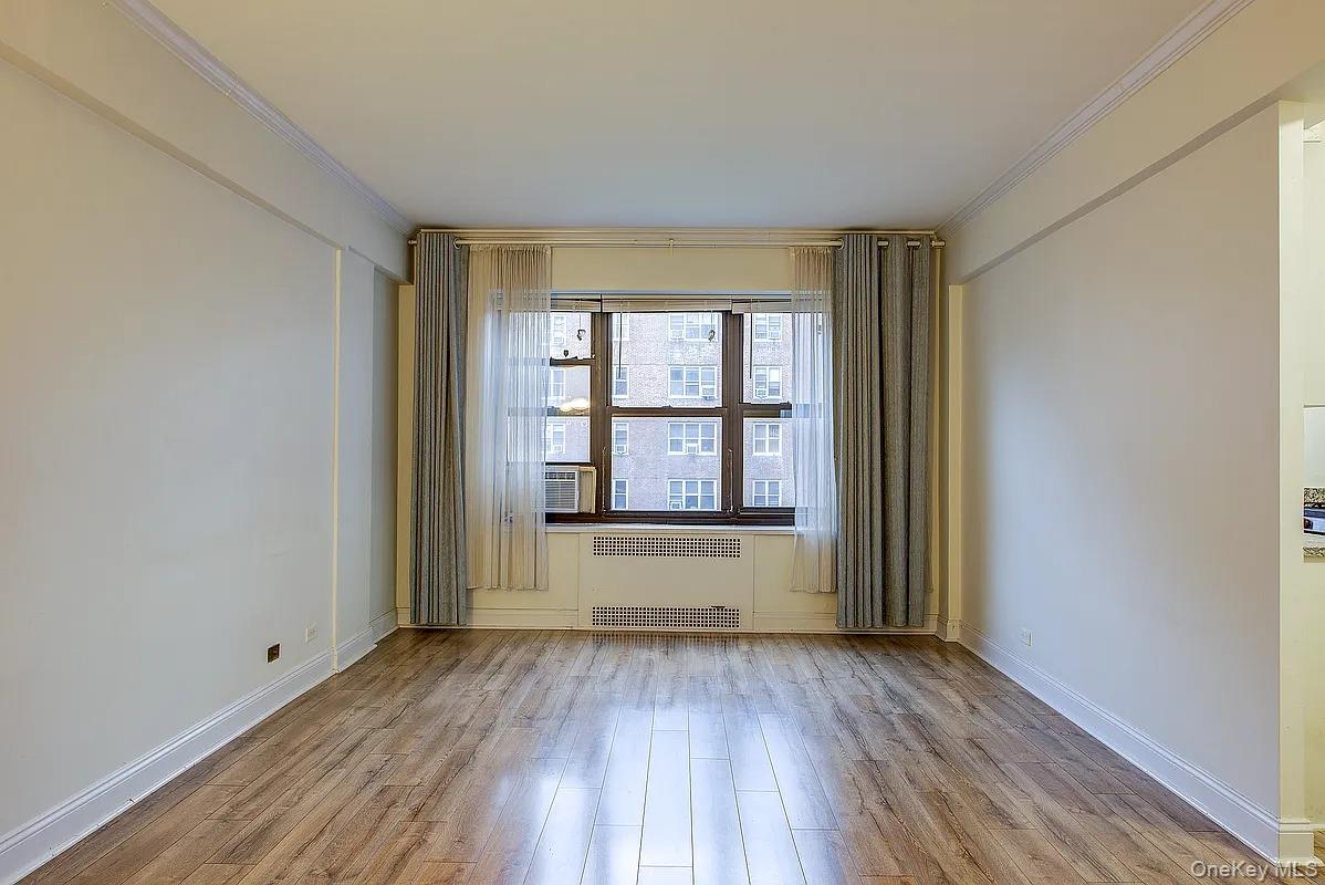 #7 photo, 67-76 Booth Street, Forest Hills , NY 11375