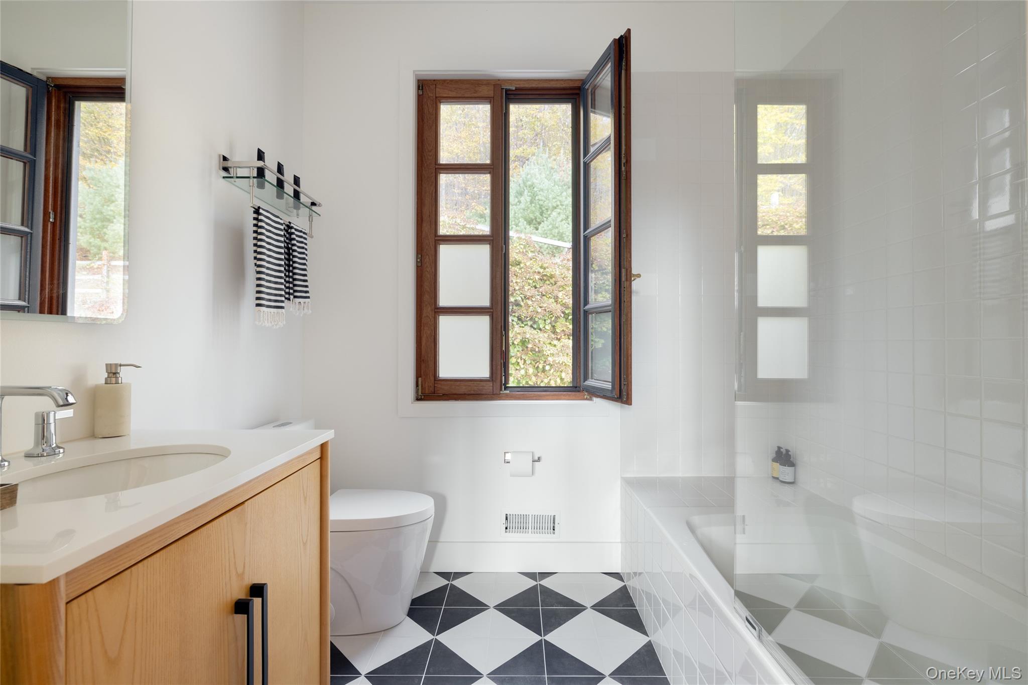 #19 photo, 38 Frost Valley Road, Claryville , NY 12725