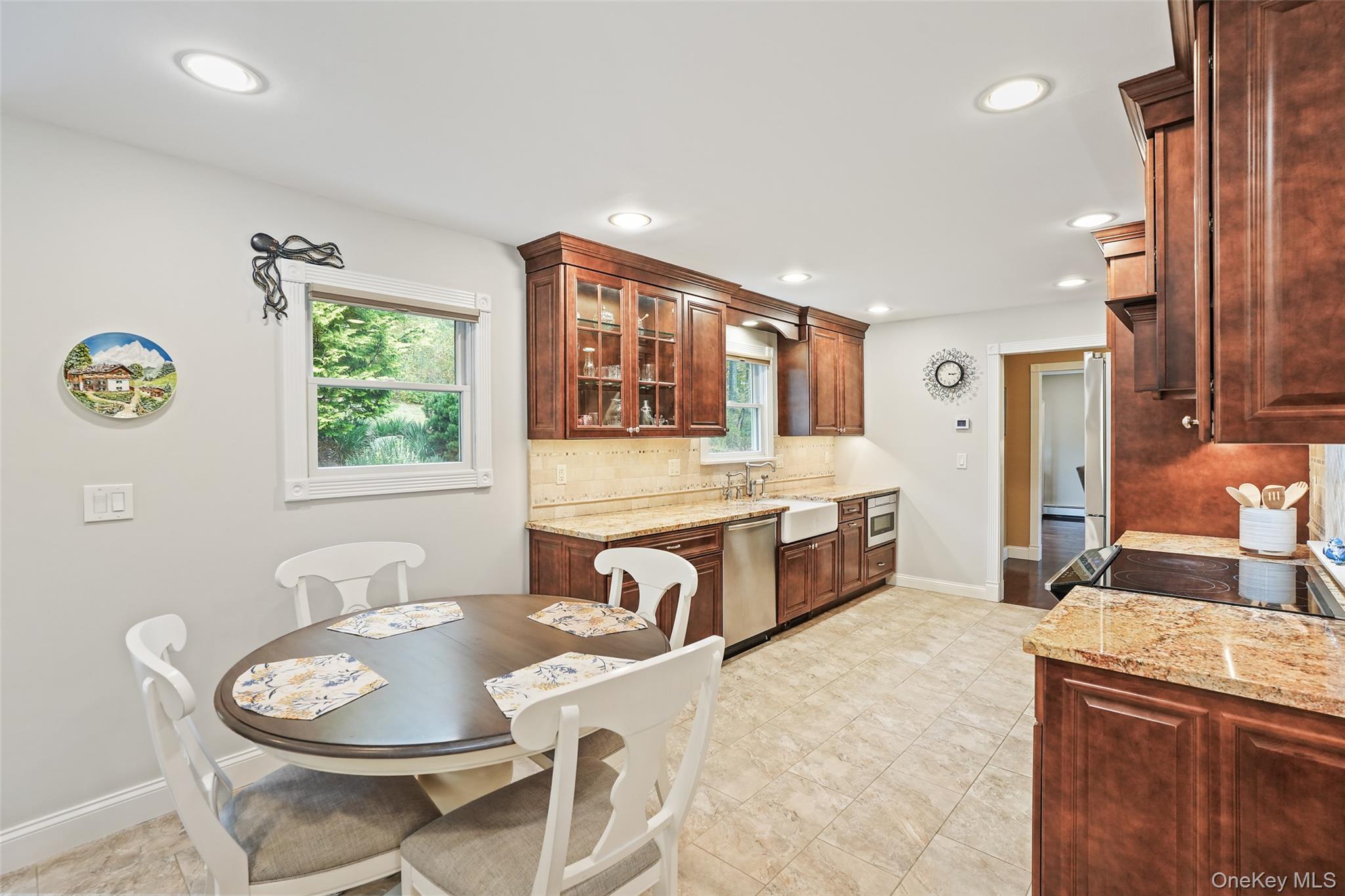 #7 photo, 4 Wayacross Road, Mahopac , NY 10541