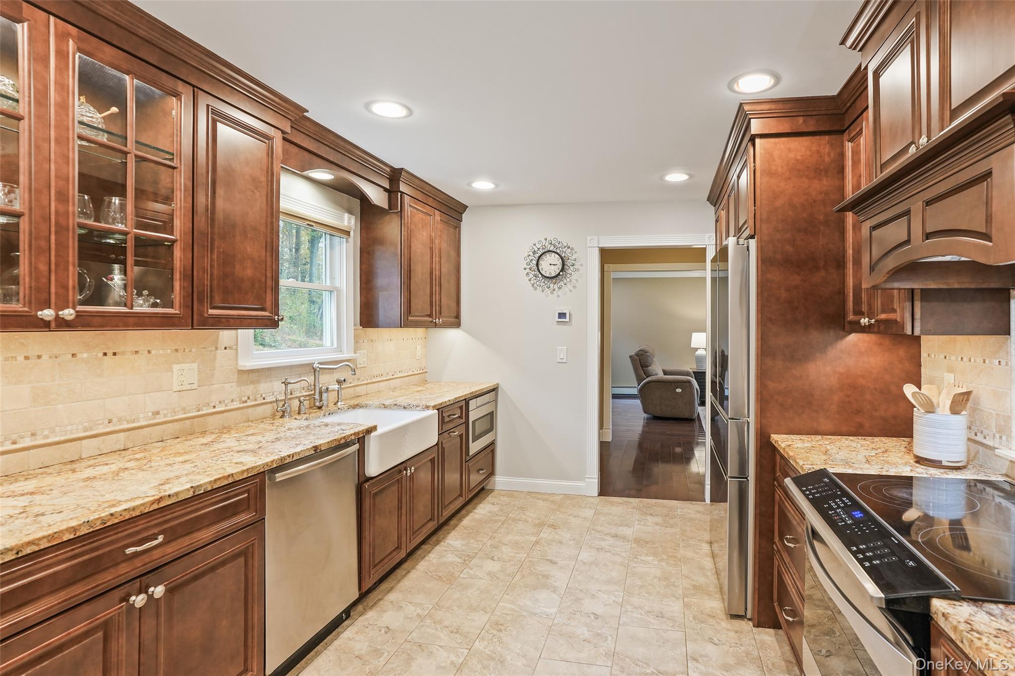 #9 photo, 4 Wayacross Road, Mahopac , NY 10541