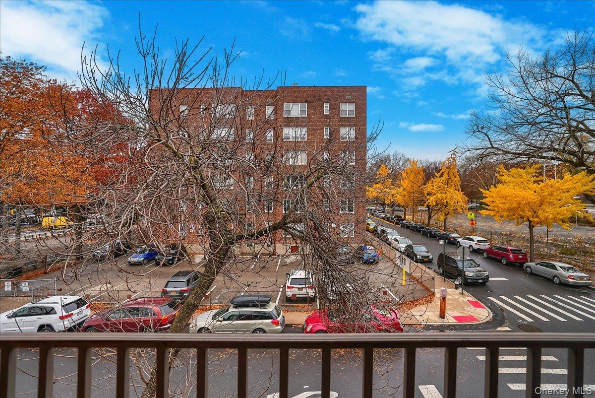 #4 photo, 190 W 239th Street, ブロンクス区 Bronx , NY 10463