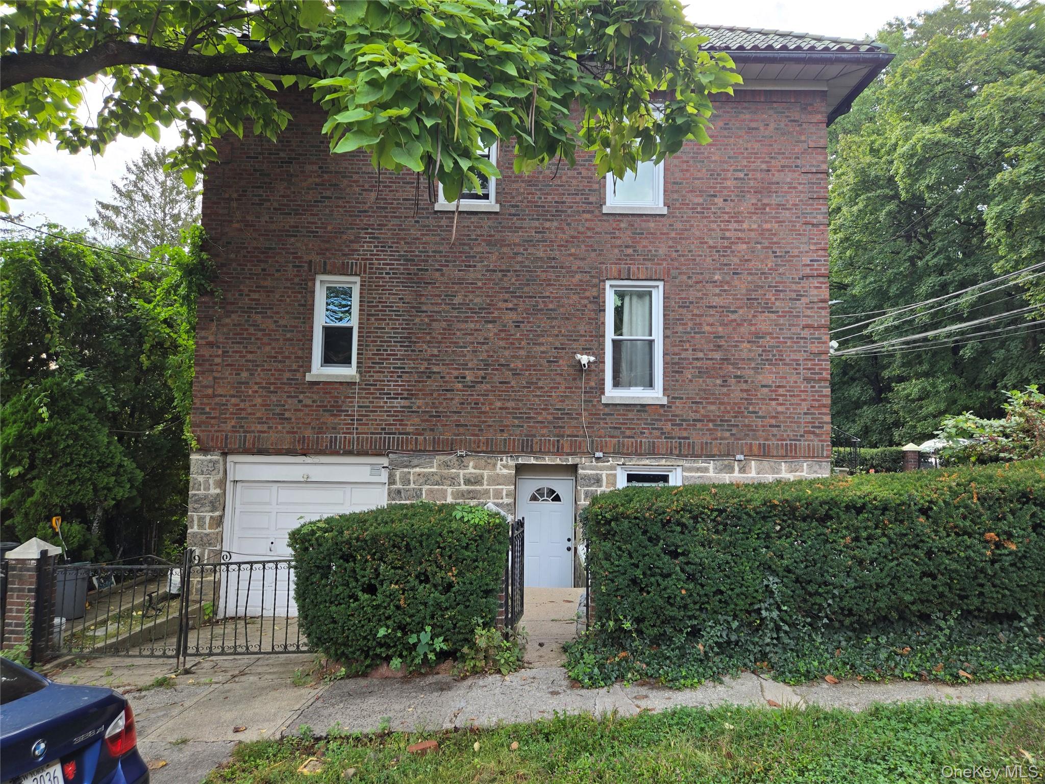 #4 photo, 128 Parkway, Yonkers , NY 10704