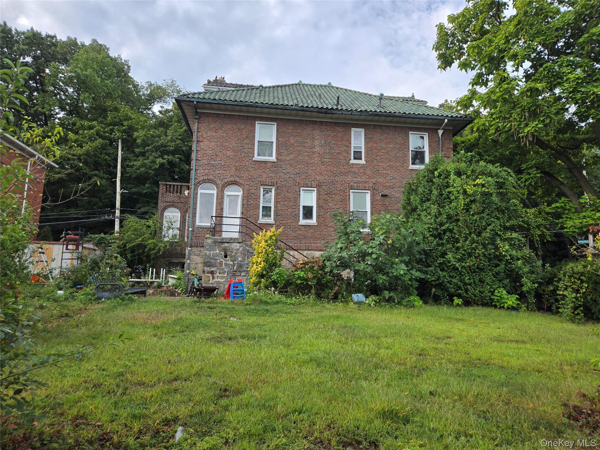 #6 photo, 128 Parkway, Yonkers , NY 10704
