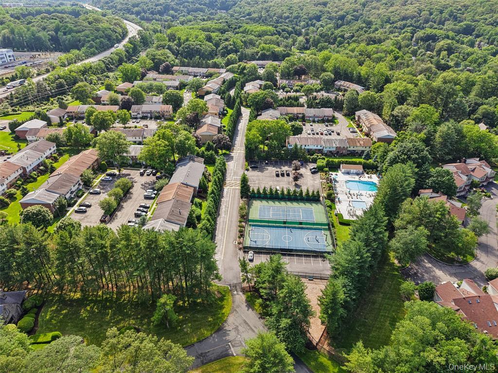 #5 photo, 463 Hopi Court, Suffern , NY 10901