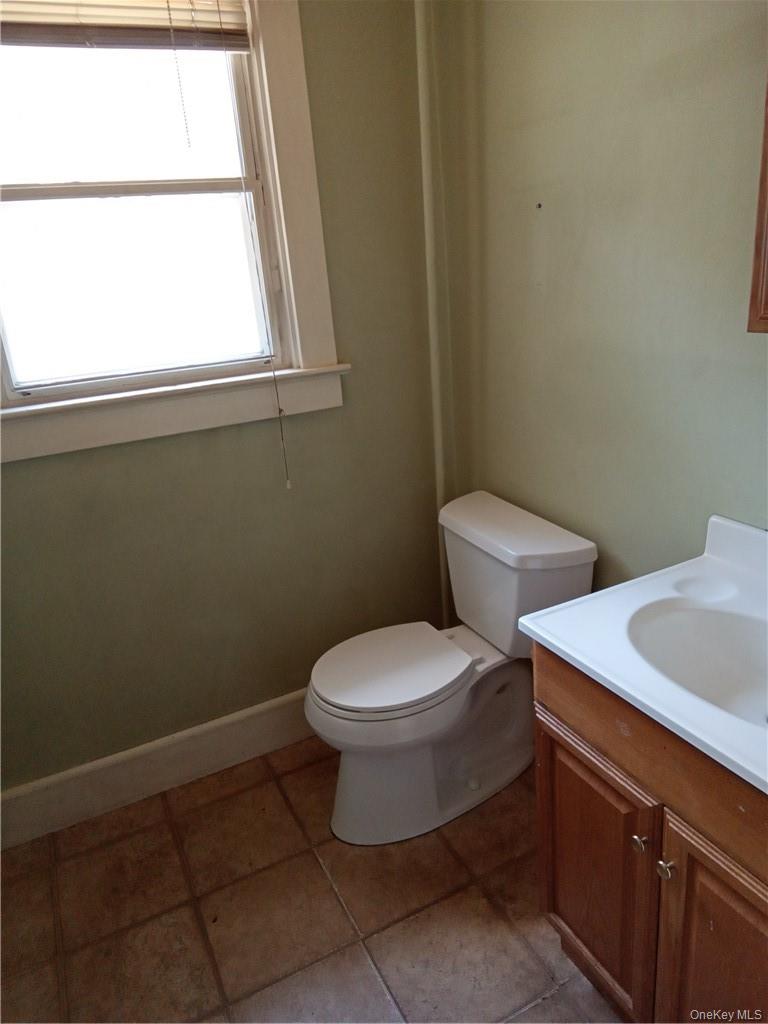 #11 photo, 25 Van Orden Avenue, Suffern , NY 10901