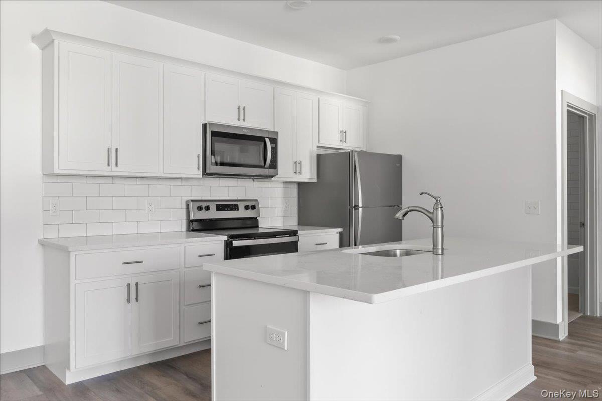 #2 photo, 75 Forester Avenue, Warwick , NY 10990