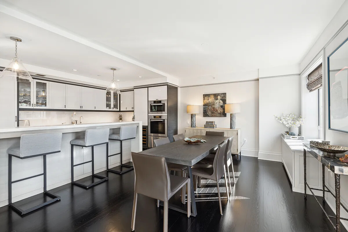 #8 photo, 21 E 61ST Street, マンハッタン Lenox Hill , NY 10065