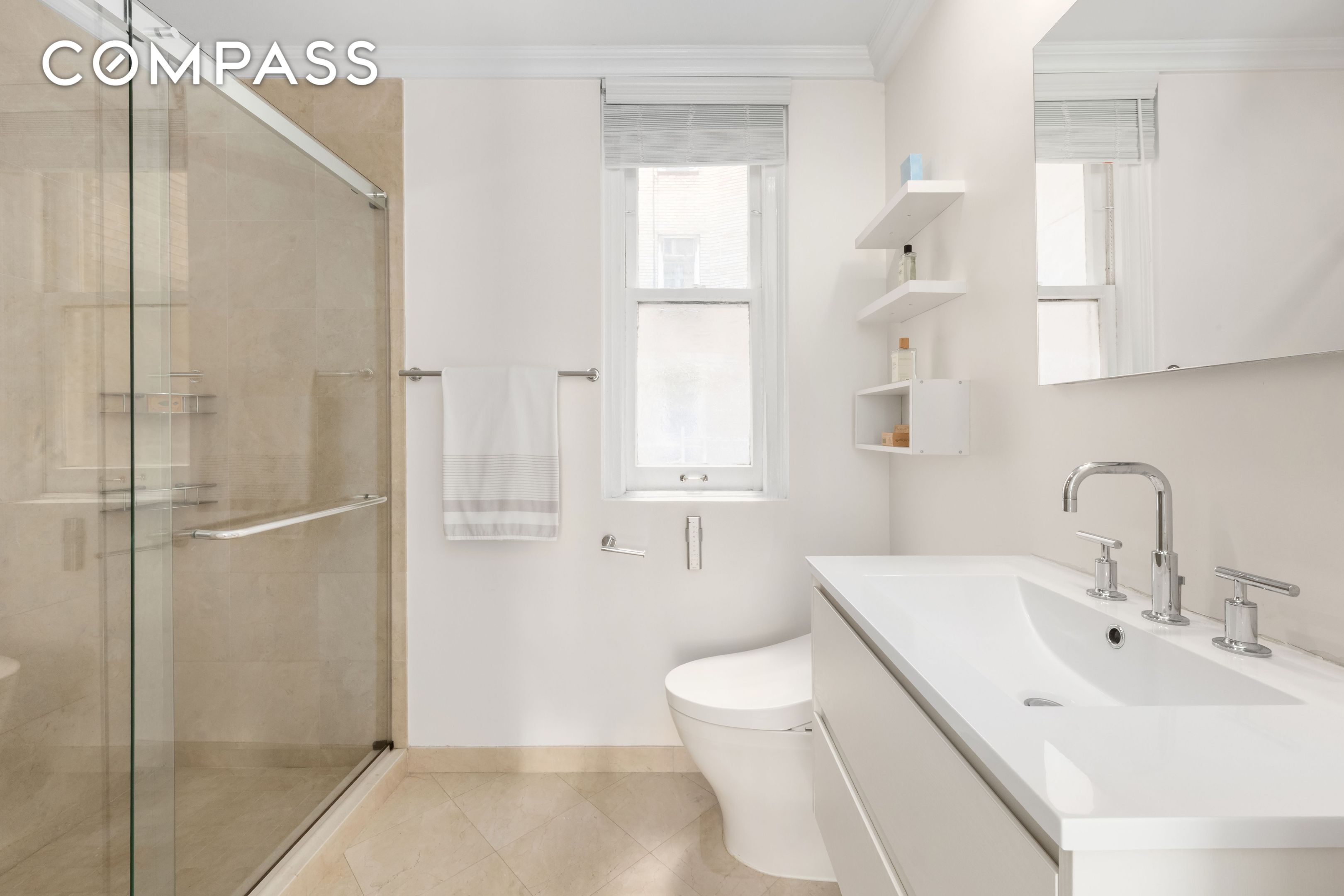 #8 photo, 340 E 72nd Street, マンハッタン Lenox Hill , NY 10021