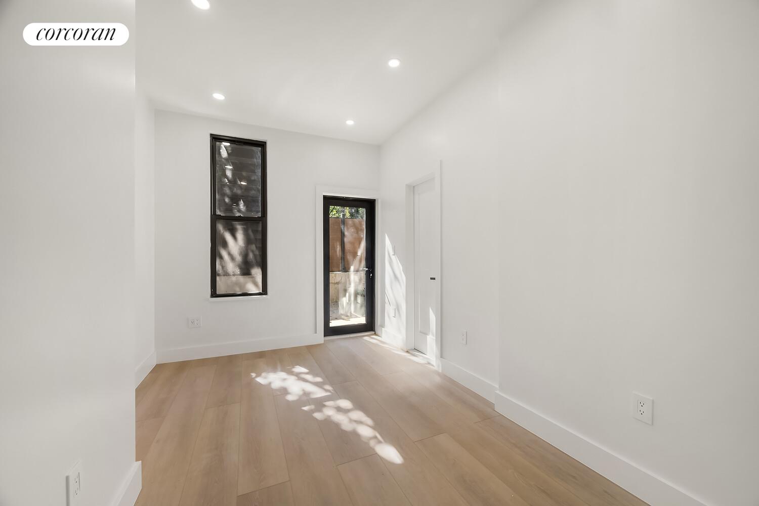 #3 photo, Brooklyn, ブルックリン区 East Williamsburg , NY 11206